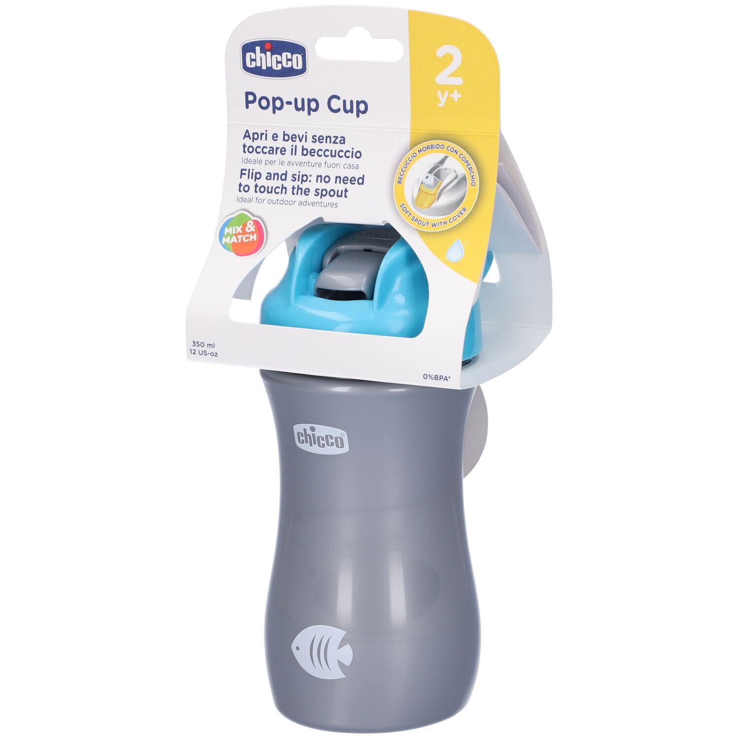 Chicco Pop-up Cup, grigio con coperchio blu. Confezione con nome prodotto e raccomandazione età 2y+. Simbolo pesce.