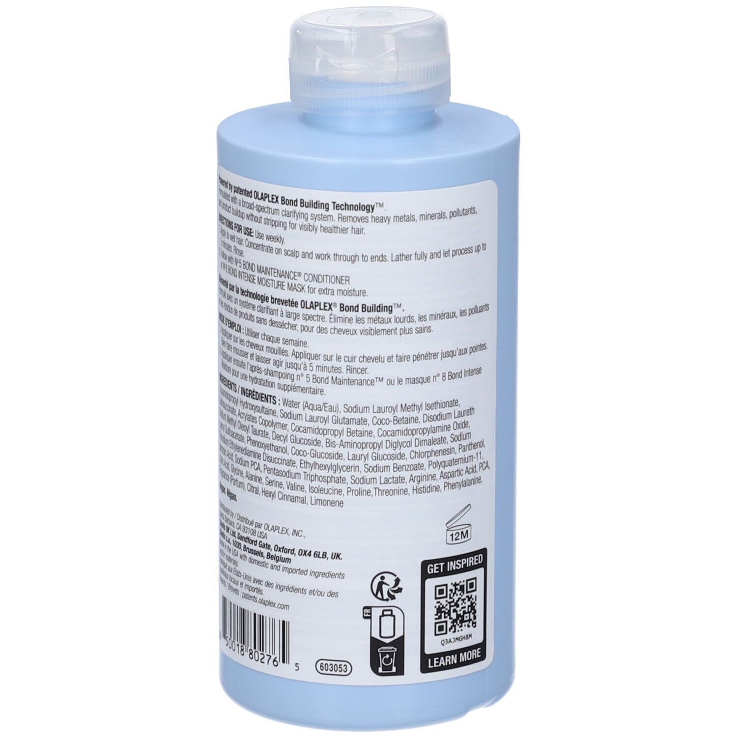 Hellblaue Flasche mit weißem Verschluss. Enthält OLAPLEX Bond Building Conditioner.