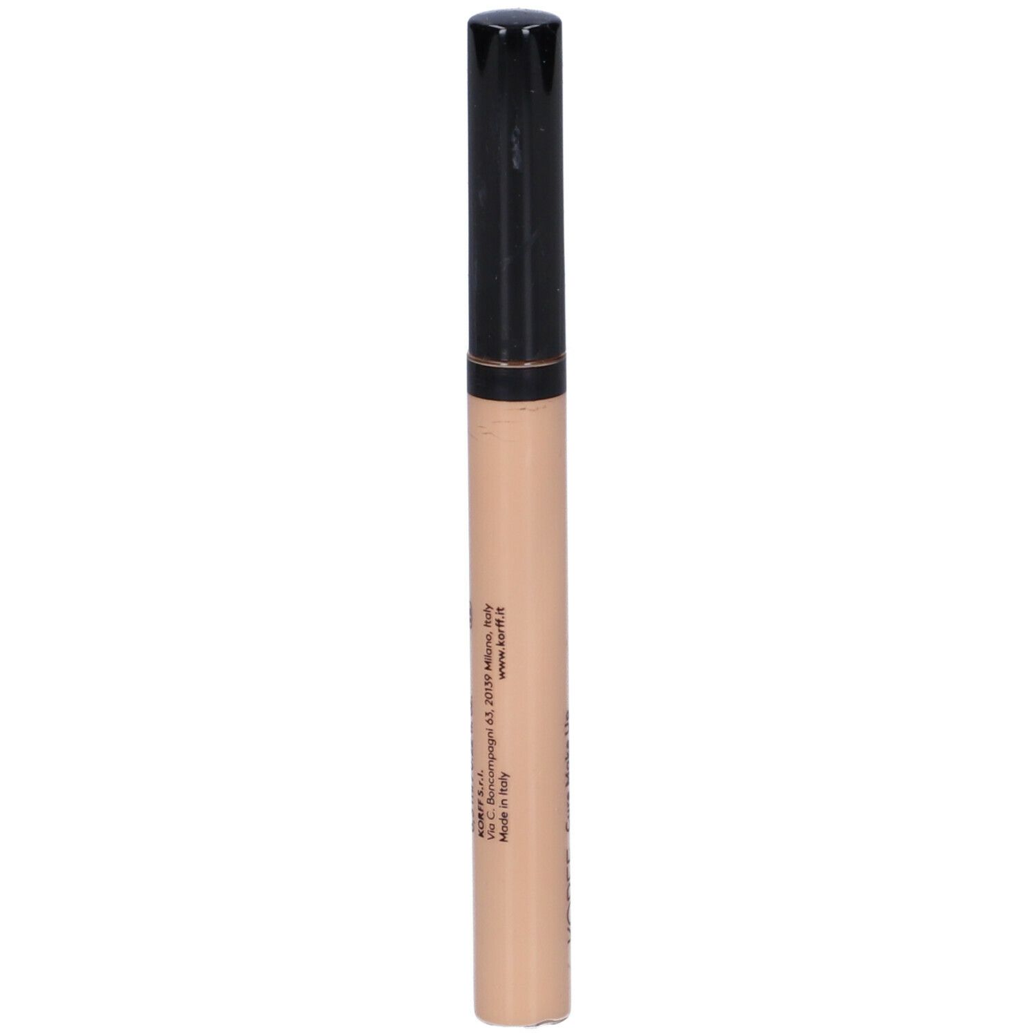 Correttore beige con tappo nero. Scritte: KORFF, Cure Make Up, Skin Booster.