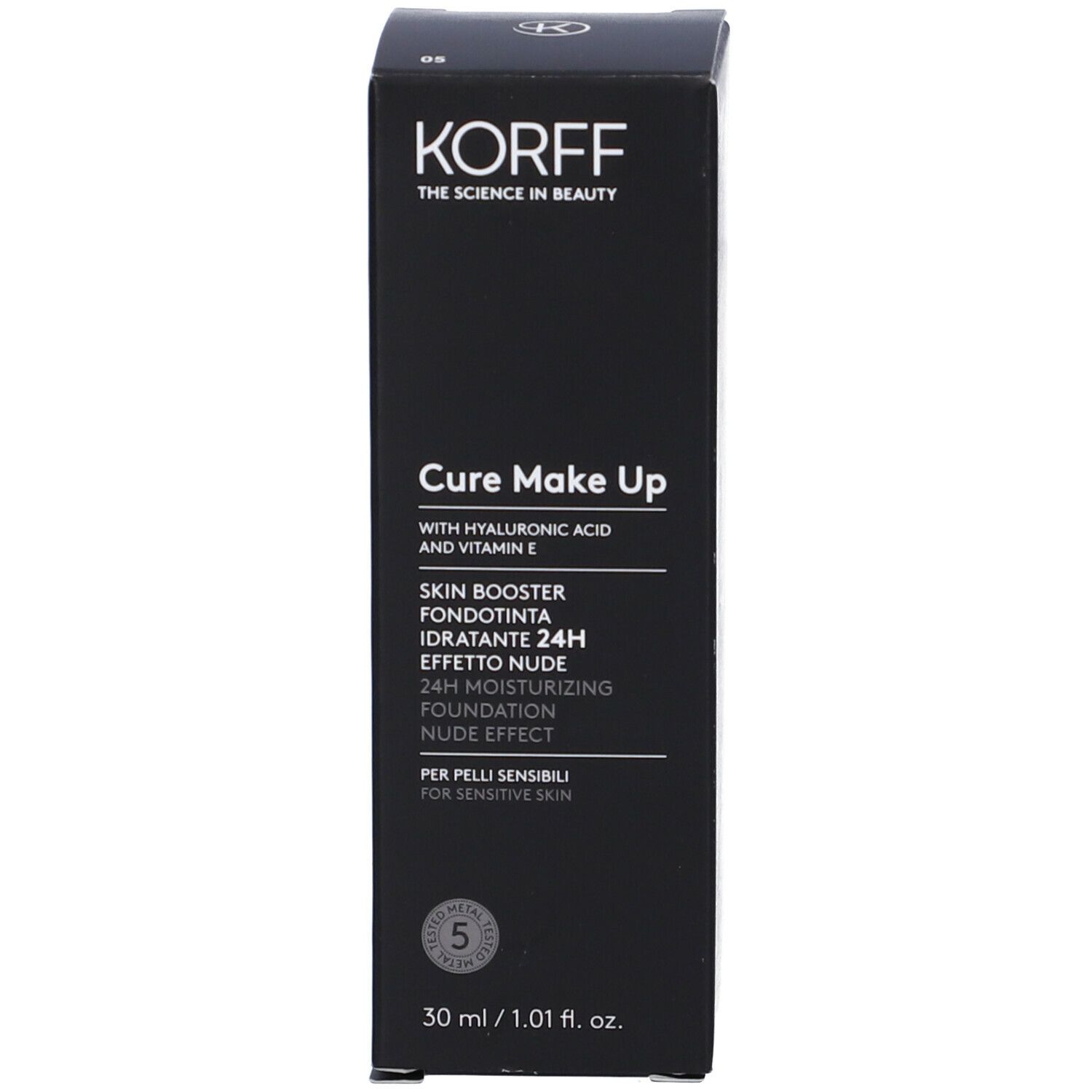 KORFF Skin Booster Fondotinta Idratante 24h Effetto Nude. Confezione nera con informazioni sul prodotto e flacone.