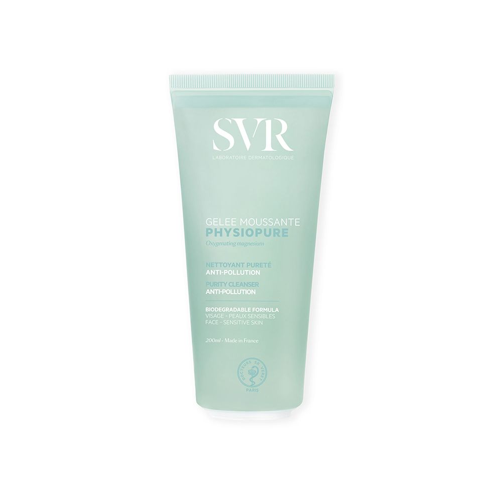 Tubo verde chiaro con testo bianco. Scritta: SVR, Gelee Moussante Physiopure, Anti-Pollution. Sigillo.