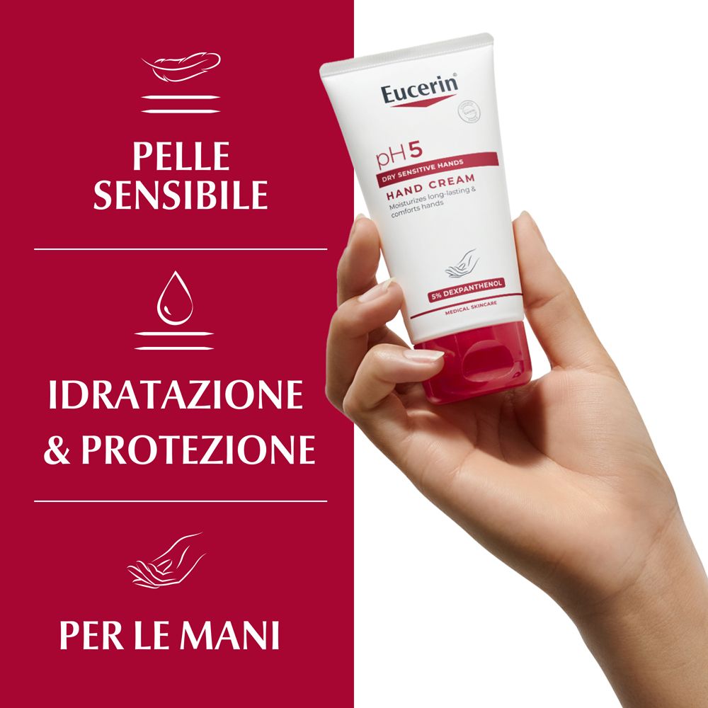 Mano tiene tubo Eucerin pH5 Hand Cream. Testo: Pelle Sensibile, Idratazione & Protezione, Per le mani. 5% Dexpanthenol. Hand Cream.