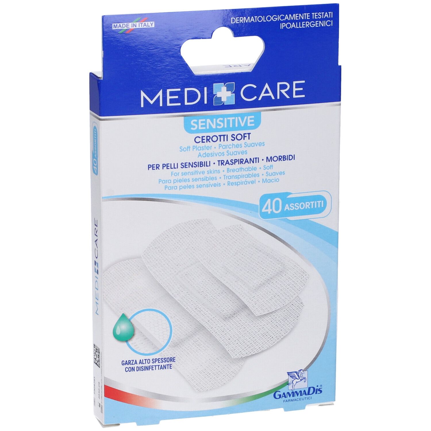 Verpackung mit weißen Pflastern. Aufschrift: Medicare Sensitive Cerotti Soft. 40 Stück. Mit Desinfektionsmittel.