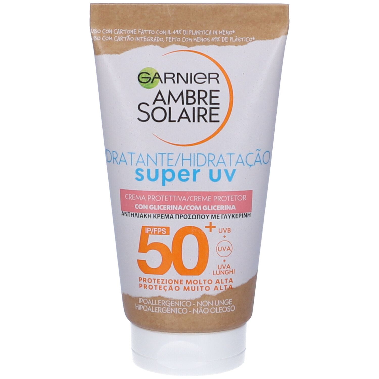 Tubo di crema solare Garnier Ambre Solaire. SPF 50. Texture crema. Scritta: 'Super UV'.