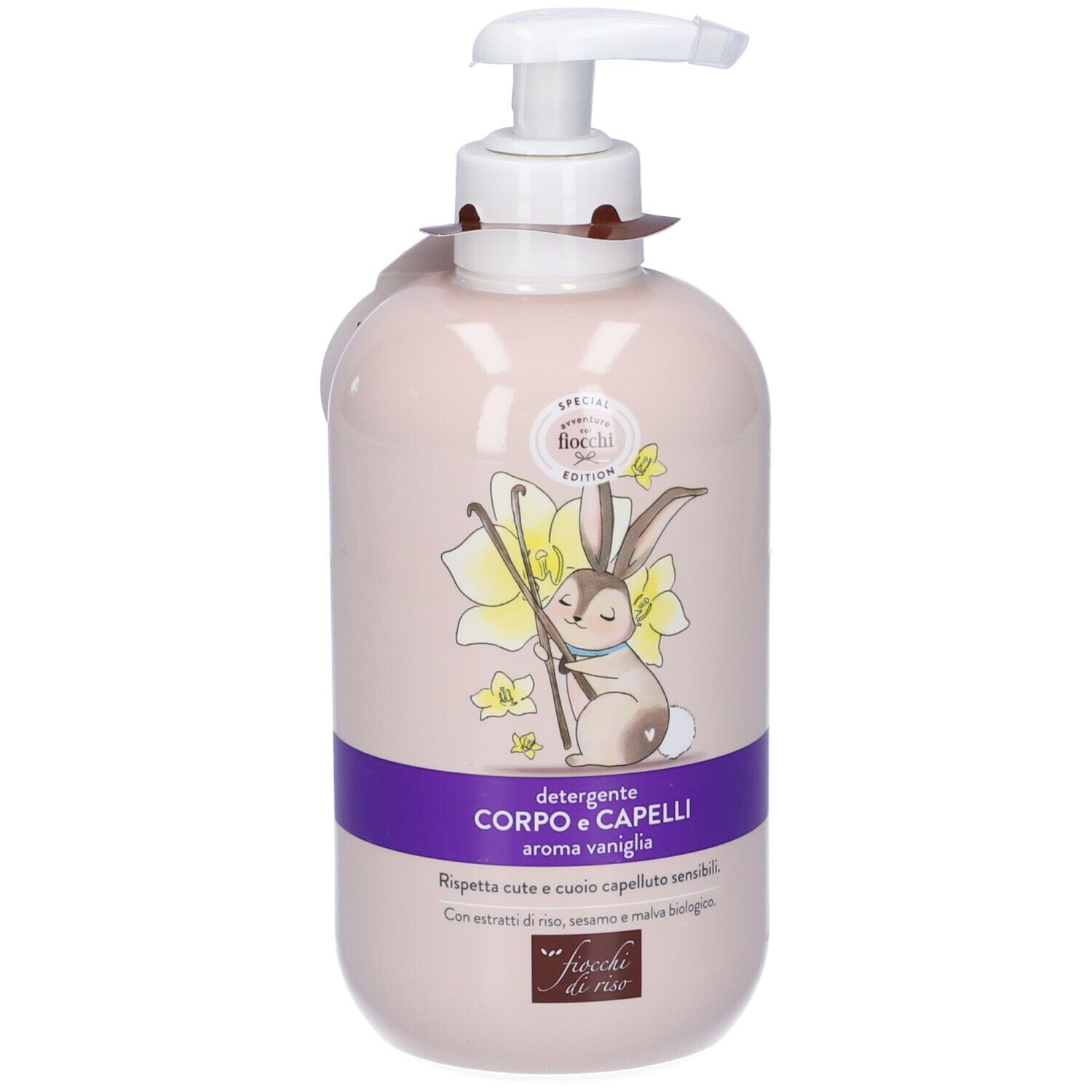Flacone beige con dosatore. Adesivo con coniglio, fiore e testo. Fascia viola con testo. Etichetta con logo.