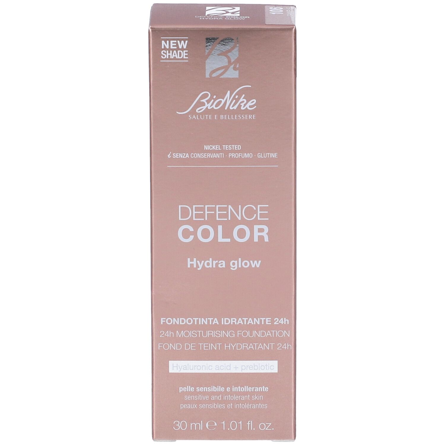 Confezione rosa dorato BioNike Defence Color Hydra Glow Fondotinta Idratante 24h. Nome e logo del prodotto visibili.