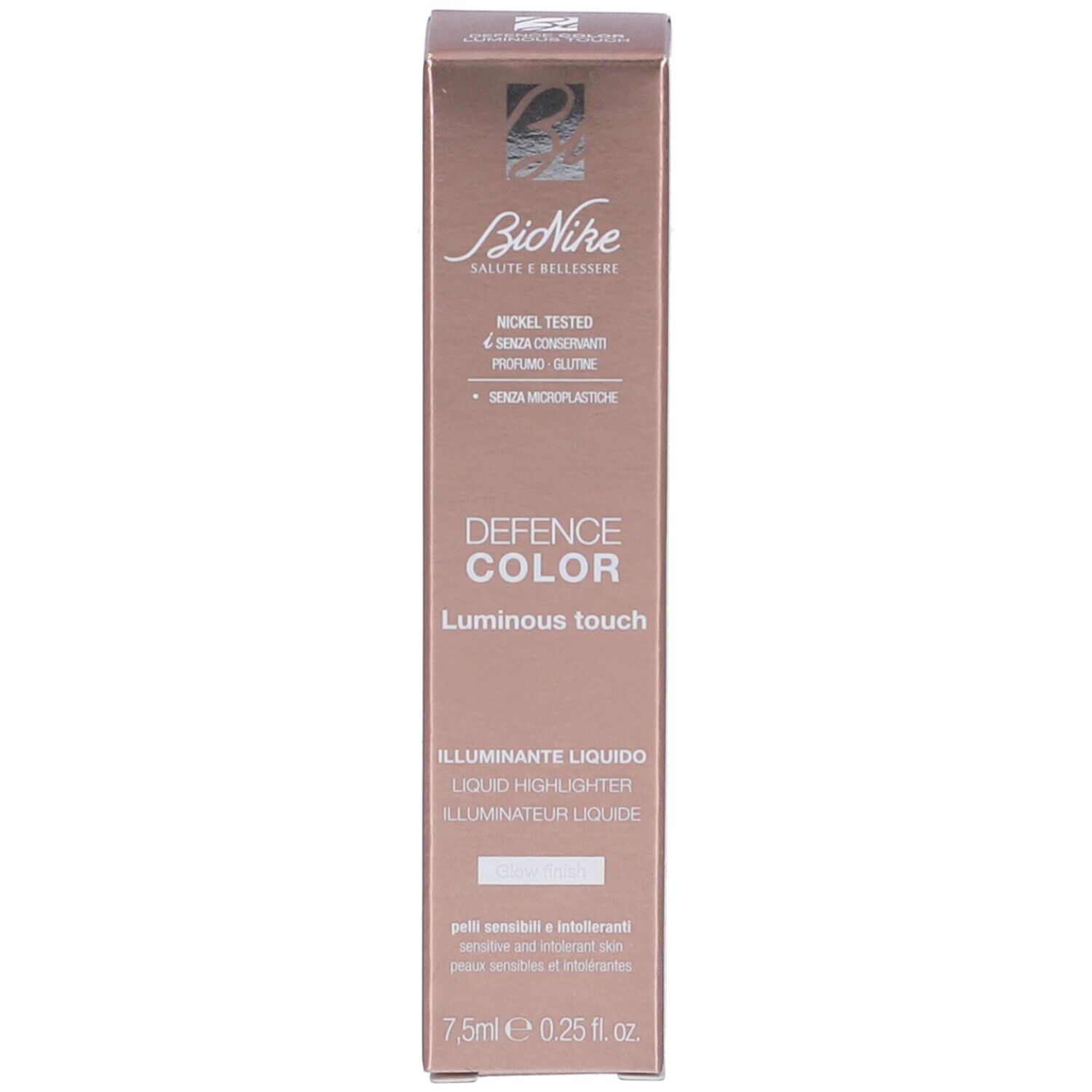 Confezione con scritta: Bionike Defence Color Luminous Touch. Contiene 7,5 ml.