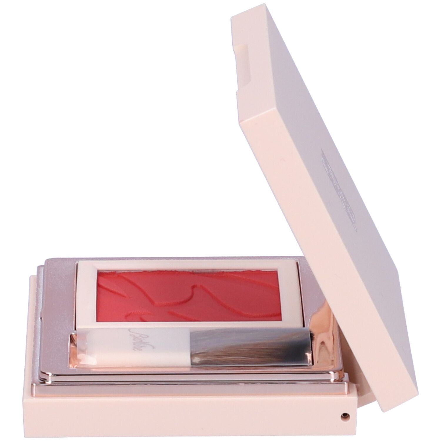 Fard compatto, aperto. Astuccio rosa, fard, pennello. Colore: rosso lampone. Coperchio semiaperto.