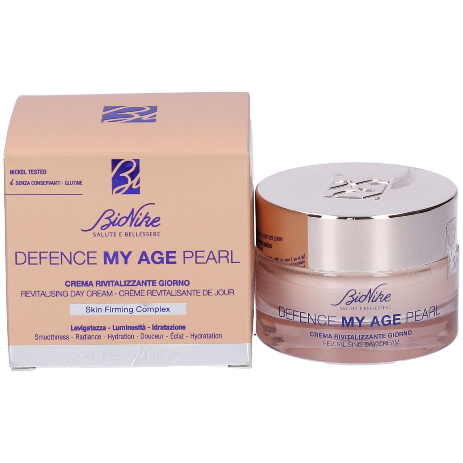 Produktverpackung mit Creme-Tiegel. Aufschrift: Bionike, Defence My Age Pearl, Crema Rivitalizzante Giorno, Revitalising Day Cream.