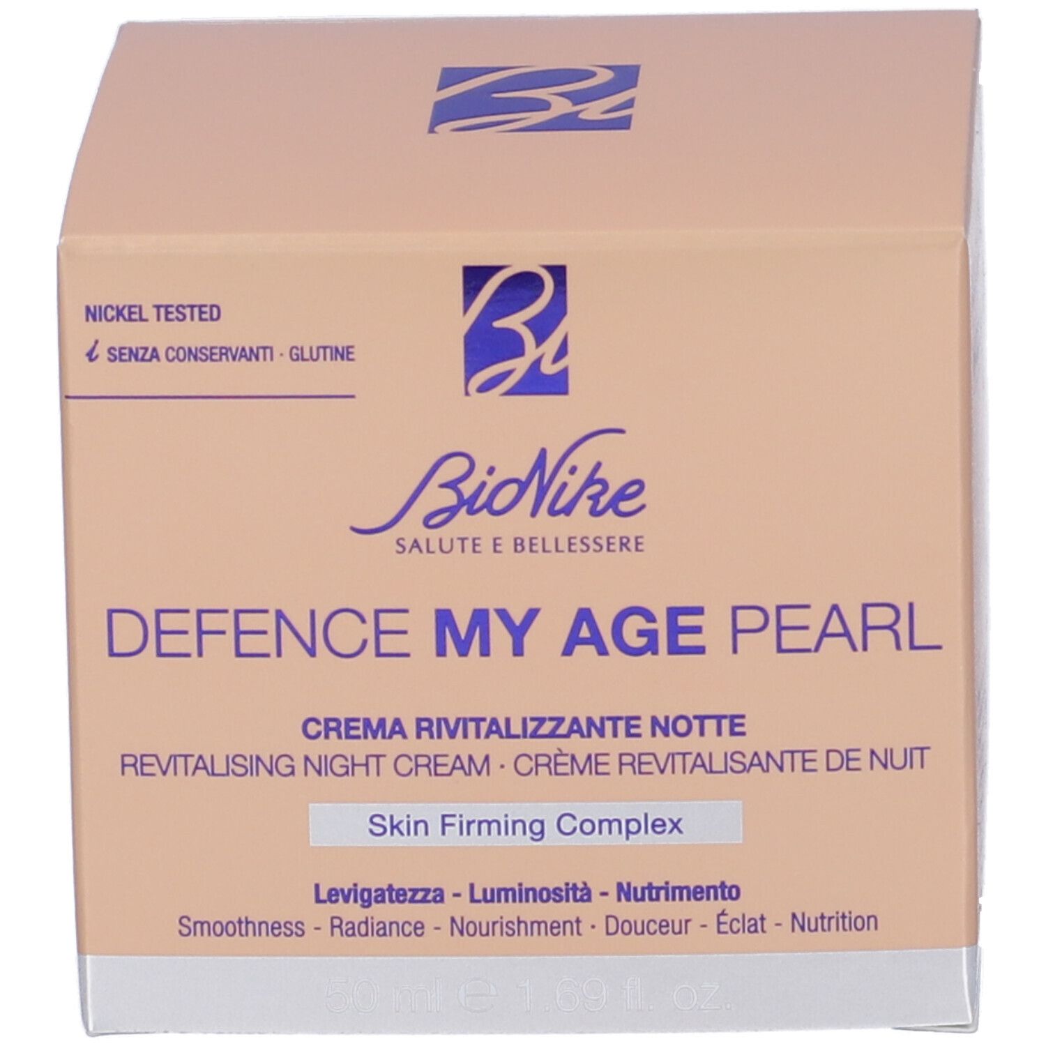 Karton. Aufschrift: Bionike, Defence My Age Pearl, Creme Rivitalizzante Notte. Skin Firming Complex. Nickel Tested.