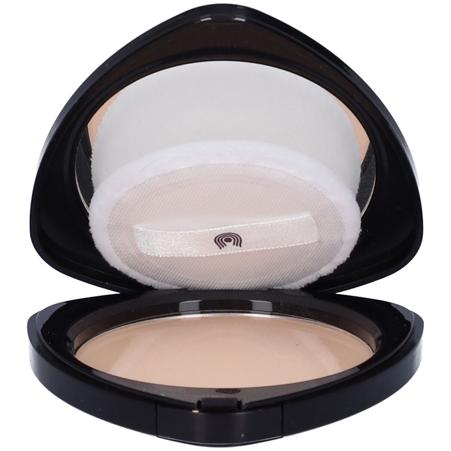 Cipria compatta in confezione triangolare nera. Con specchio e piumino. Cipria beige chiaro.