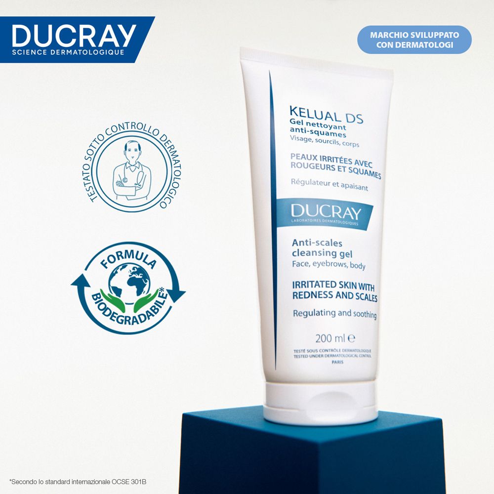 Gel detergente in tubo bianco con testo blu. Contiene "KELUAL DS" e "DUCRAY". Testo: "Formula Biodegradabile" e "Testato sotto controllo dermatologico".