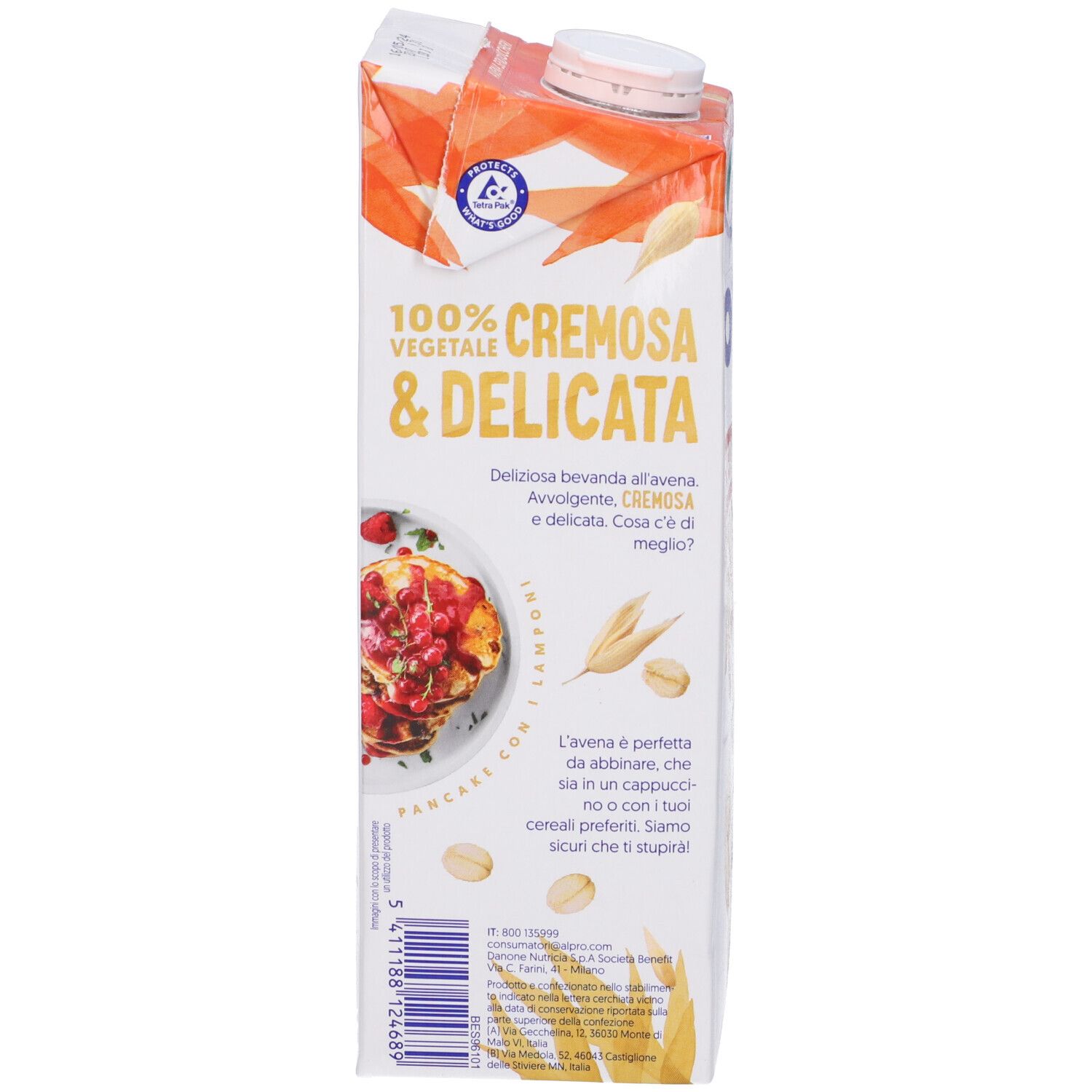 Retro della confezione Alpro Avena. Testo: 100% Cremosa & Delicata. Immagine di pancake con frutti di bosco.