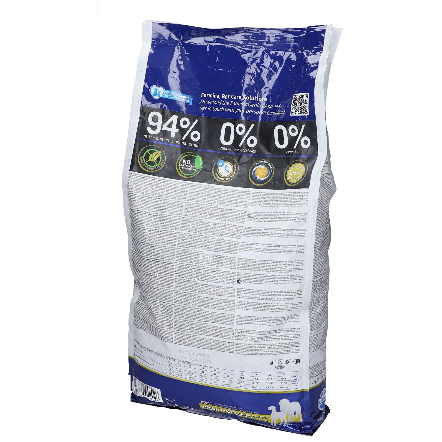 Rückseite des Hundefutterbeutels. Text: 94% tierischen Ursprungs, 0% Getreide, 0% Zucker. Farmina-Logo und QR-Code.