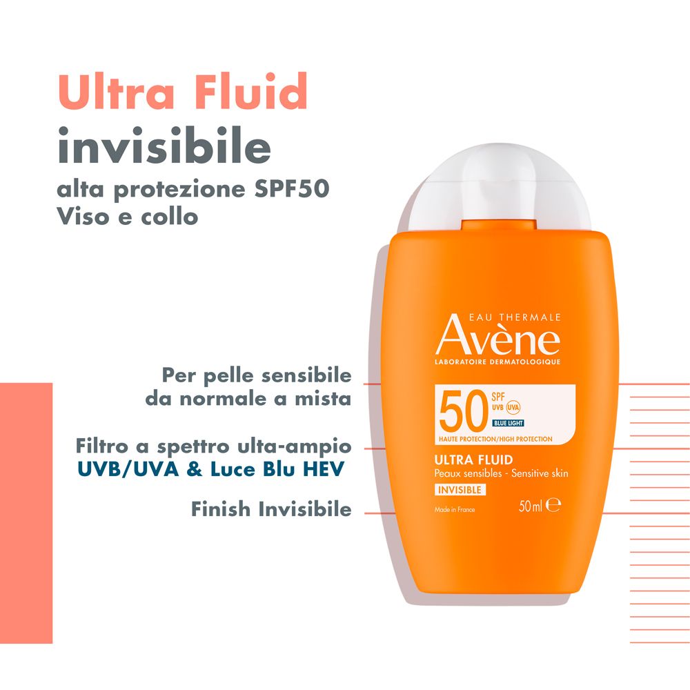 Flacone arancione con tappo bianco. Testo: Ultra Fluid Invisible, SPF50. Per pelli sensibili.
