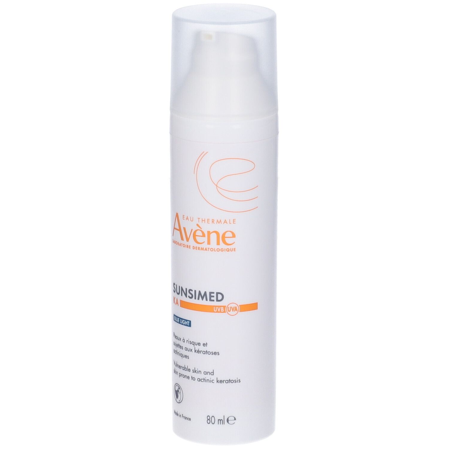Flacone bianco con dosatore. Scritte: Eau Thermale Avène, SunsiMed KA, Blue Light, 80 ml.