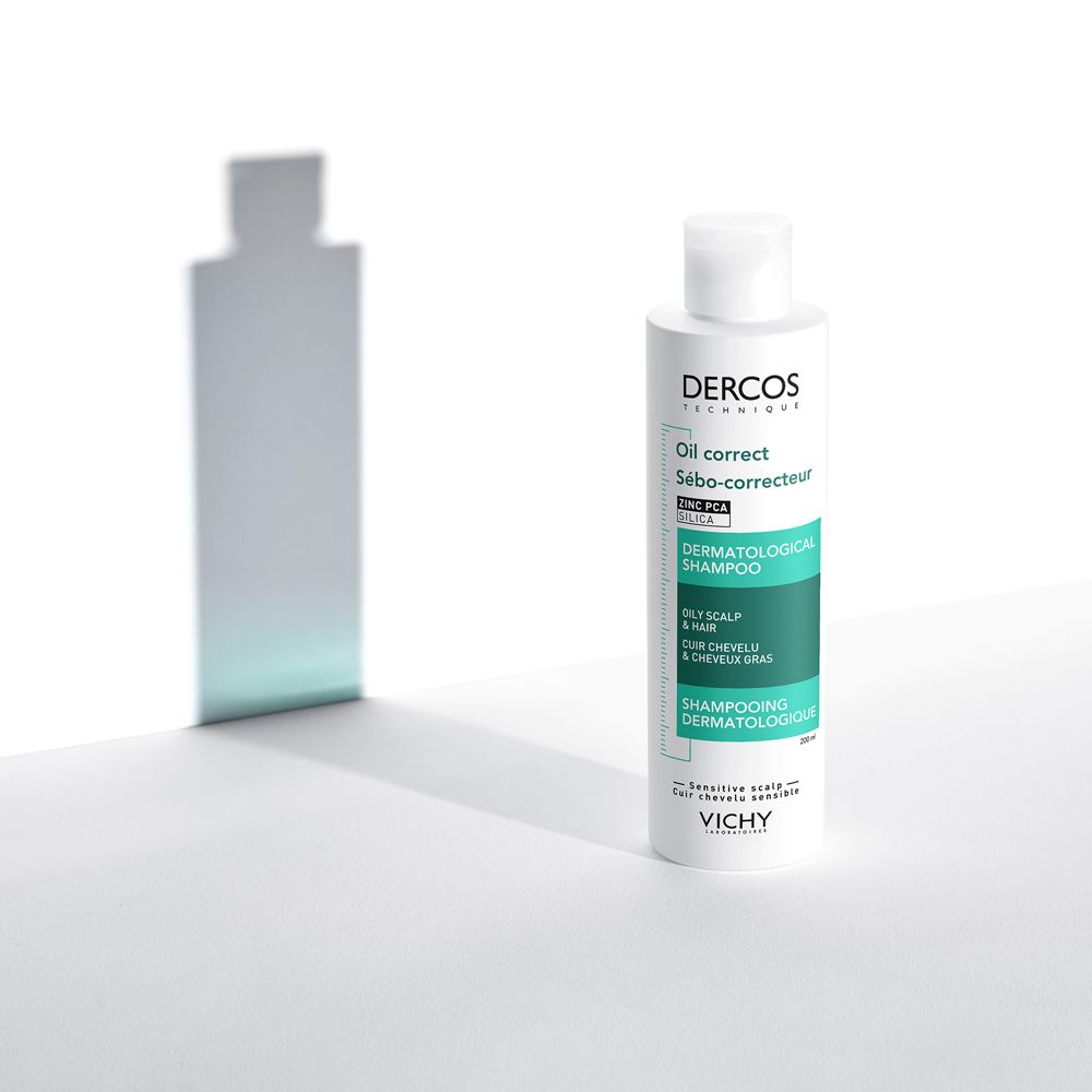 Vichy Dercos Öl korrigierendes dermatologisches Shampoo für fettige Kopfhaut und Haare.