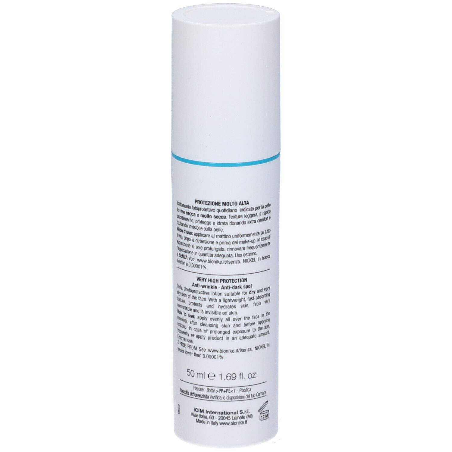 Flacone bianco con testo. Testo: BioNike, Defence Sun Age-UV Specialist SPF 50+. Alta protezione. 50 ml.