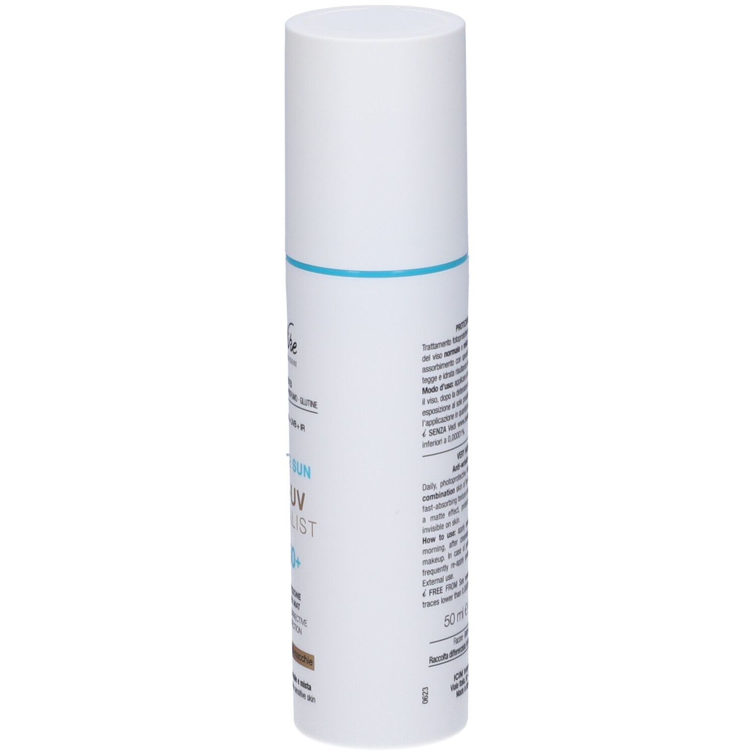 Flacone bianco con testo. Testo: BioNike, Defence Sun Age UV Specialist SPF 50+. Informazioni sull'uso e sugli ingredienti.