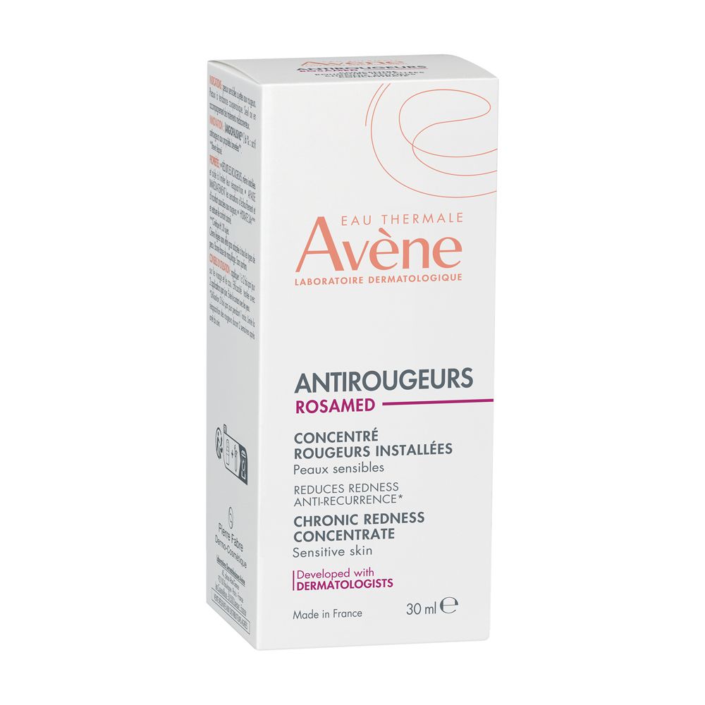 Confezione del prodotto. Marchio e nome visibili. 30 ml. Per pelli sensibili.