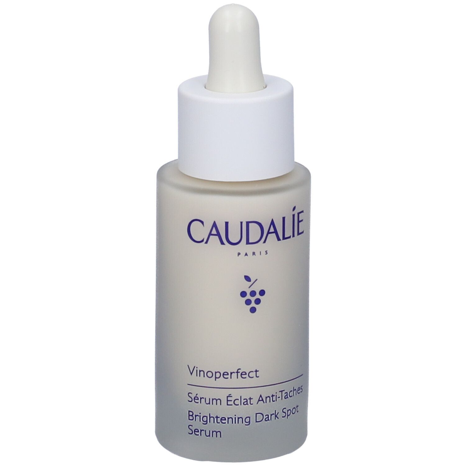 Flacone di siero Caudalie Vinoperfect con pipetta. Etichetta bianca, logo e testo viola. Scritta: Brightening Dark Spot Serum.