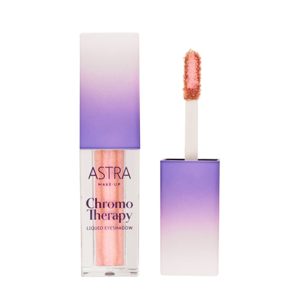 Ombretto liquido con applicatore. Tonalità 03. ASTRA Make-Up Chromo Therapy. Flacone trasparente, tappo viola.