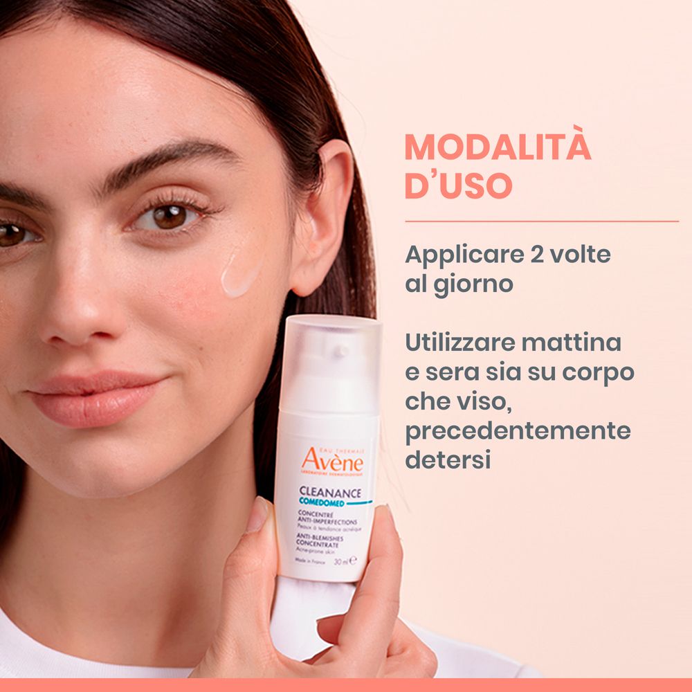 Donna applica il prodotto. Testo: Applicare 2 volte al giorno, mattina e sera su viso e corpo.