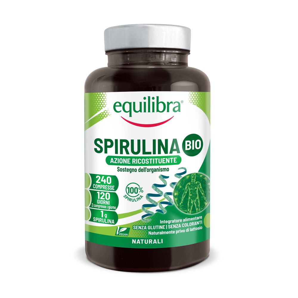 Flacone marrone con etichetta verde. Contiene 240 compresse Spirulina Bio Equilibra. Vegano, senza glutine e lattosio.