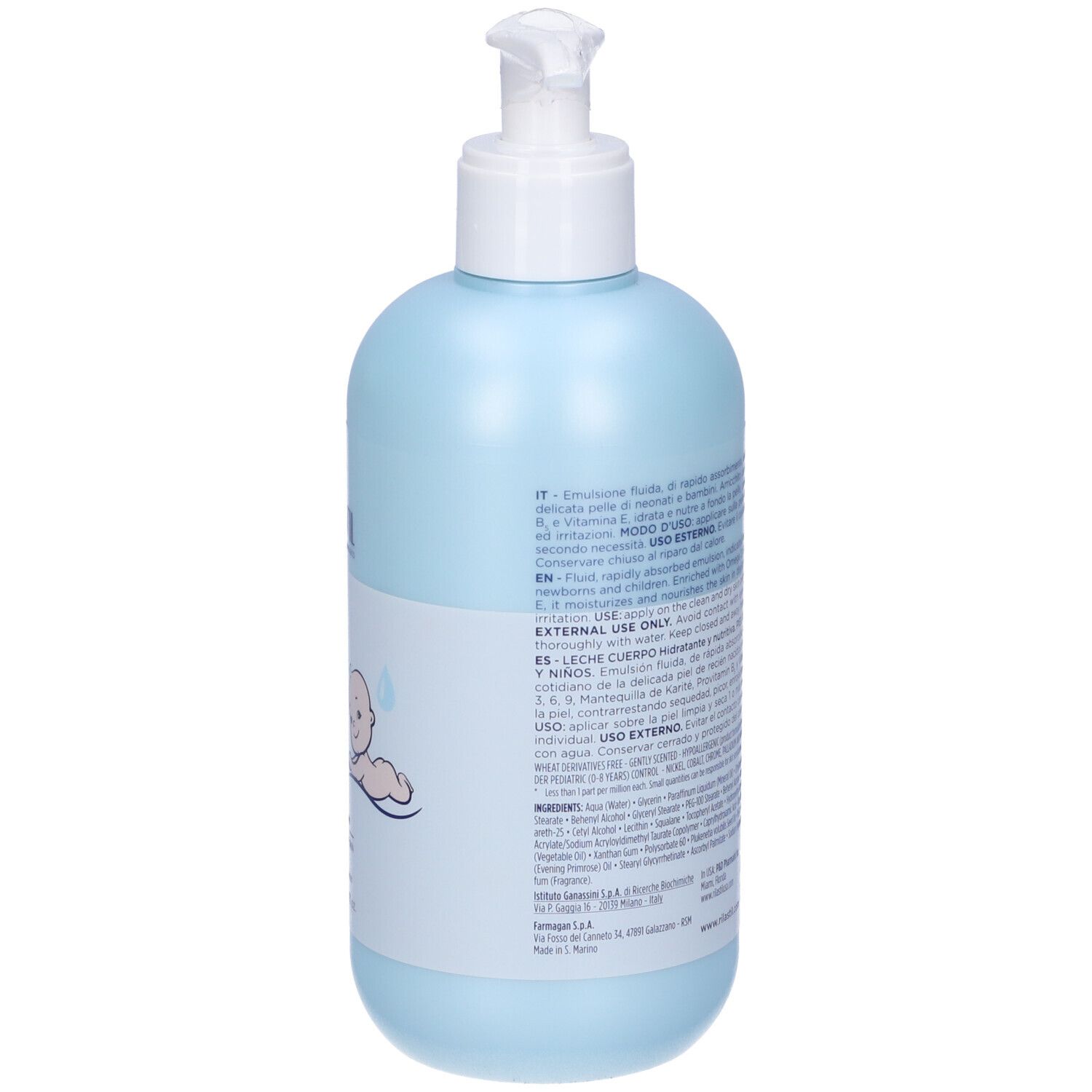 Hellblaue Flasche mit Pumpe. Aufschrift: Rilastil, Dermastil Pediatric. Text auf Italienisch. Rückseite mit Produktinformationen.