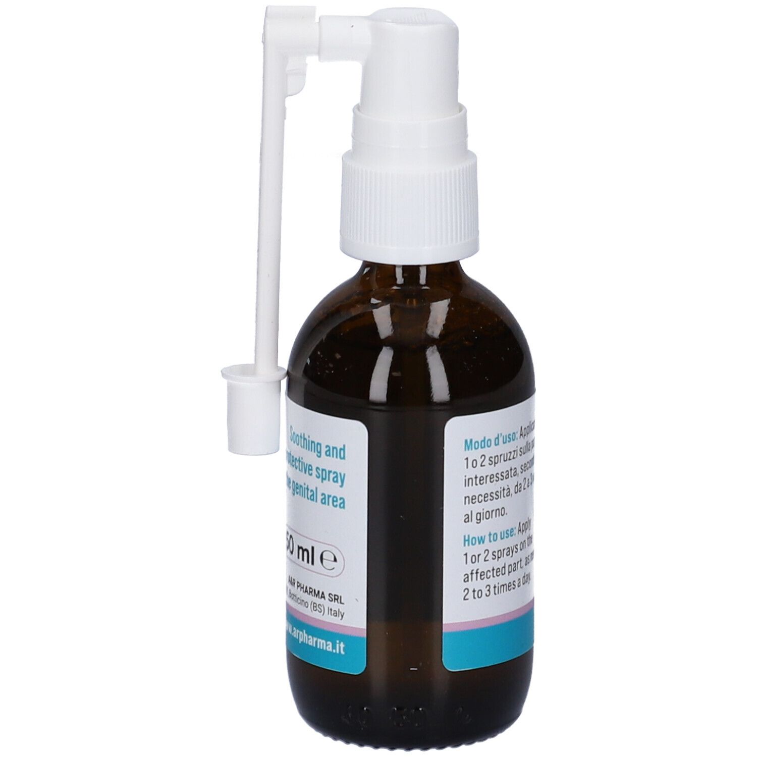Flacone di vetro marrone con nebulizzatore e applicatore bianchi. Scritta: Herpaso genital, 50 ml. Testo in italiano e inglese.