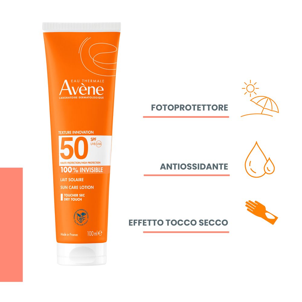 Orange Tube mit weißem Deckel. Text: Eau Thermale Avène, SPF 50, 100% unsichtbar, Lait Solaire, Touche Sec.