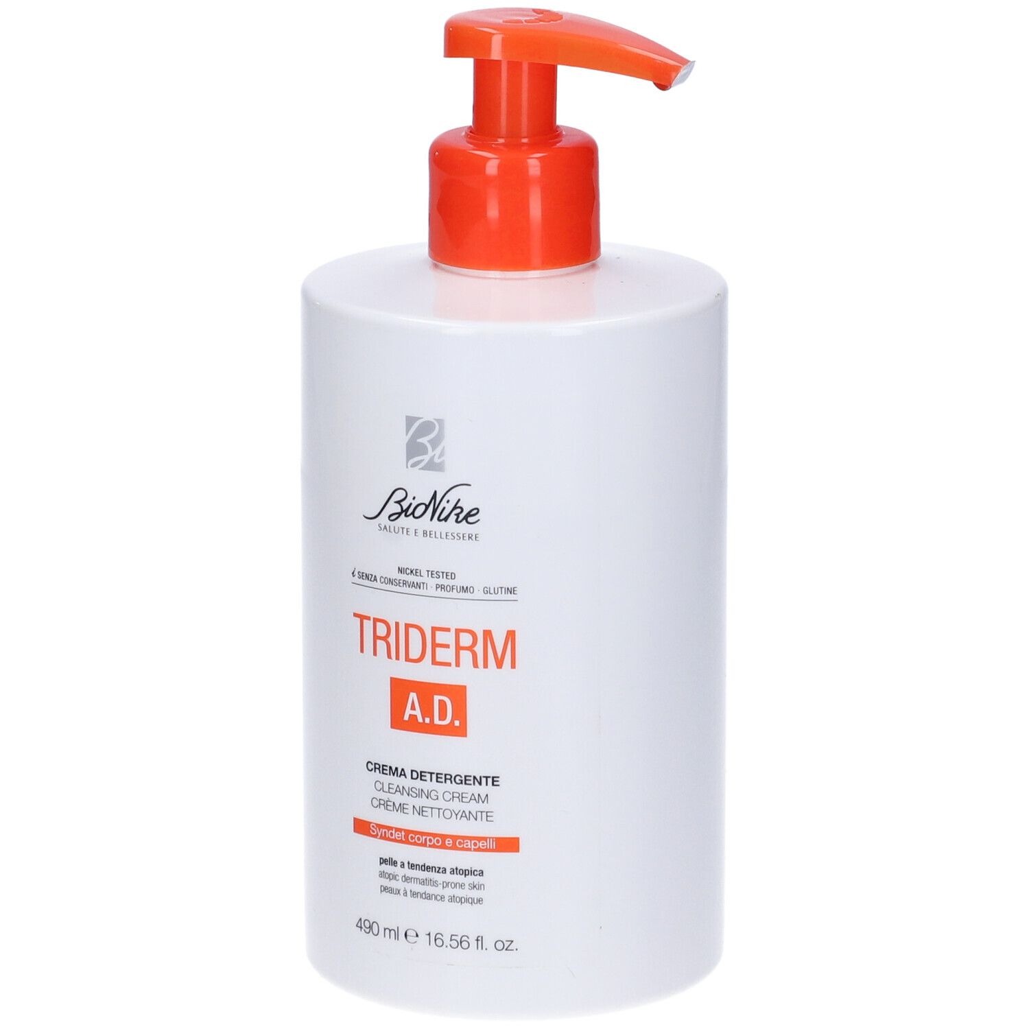Flacone bianco con erogatore arancione. Scritta: Triderm A.D. Crema Detergente. Marchio: Bionike.