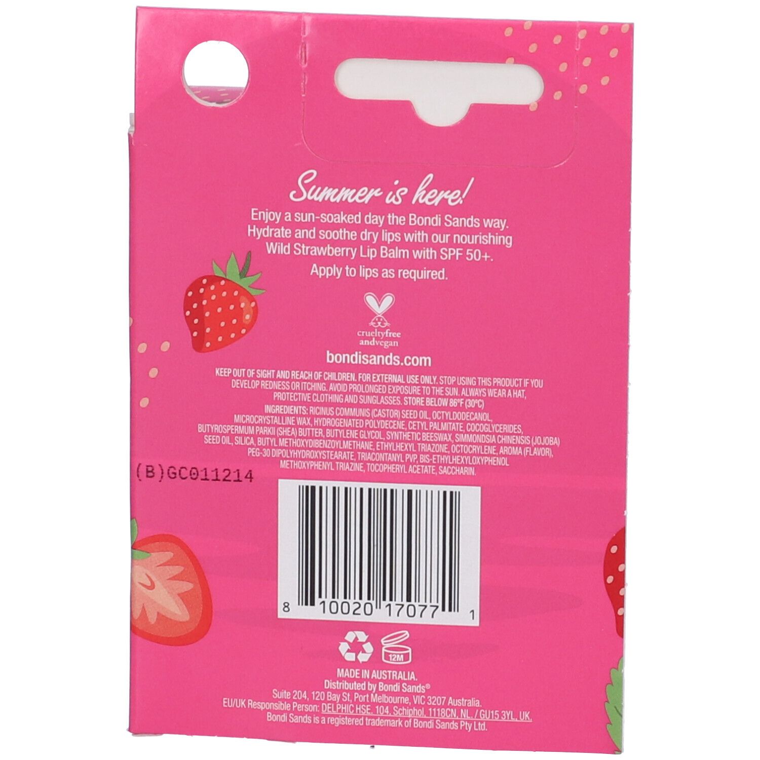 Retro della confezione del balsamo labbra. Sfondo rosa con testo, codice a barre e illustrazioni di fragole.