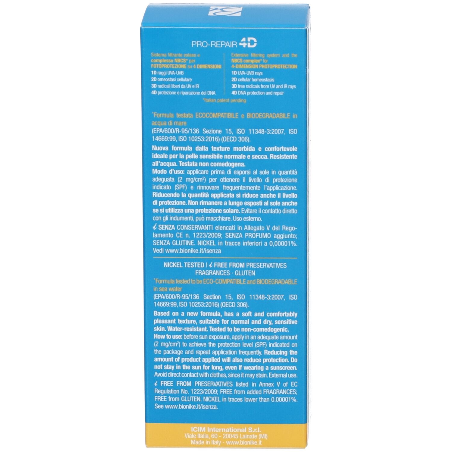 Rückseite der blauen Schachtel. Text in mehreren Sprachen. Enthält Informationen zum Produkt.
