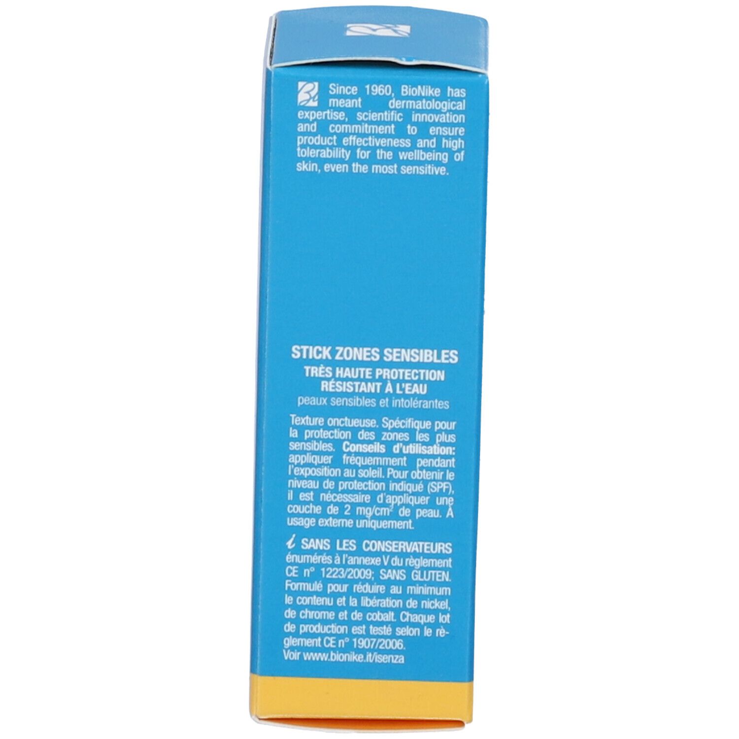 Blaue Verpackung, Text: Schutz für empfindliche Haut. Enthält Informationen über die Marke und Inhaltsstoffe.