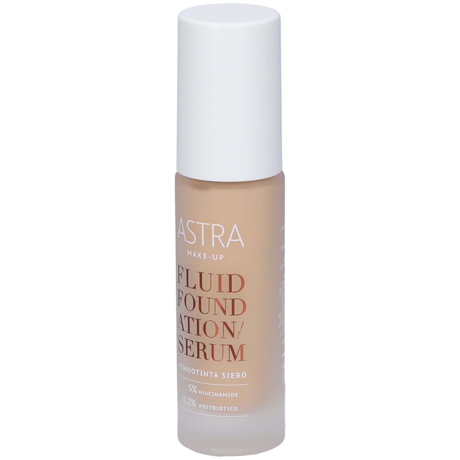 Flacone siero fondotinta beige con tappo bianco. Scritta: ASTRA MAKE UP, FLUID FOUNDATION/SERUM, 5% Niacinamide, 0,2% Postbiotico.