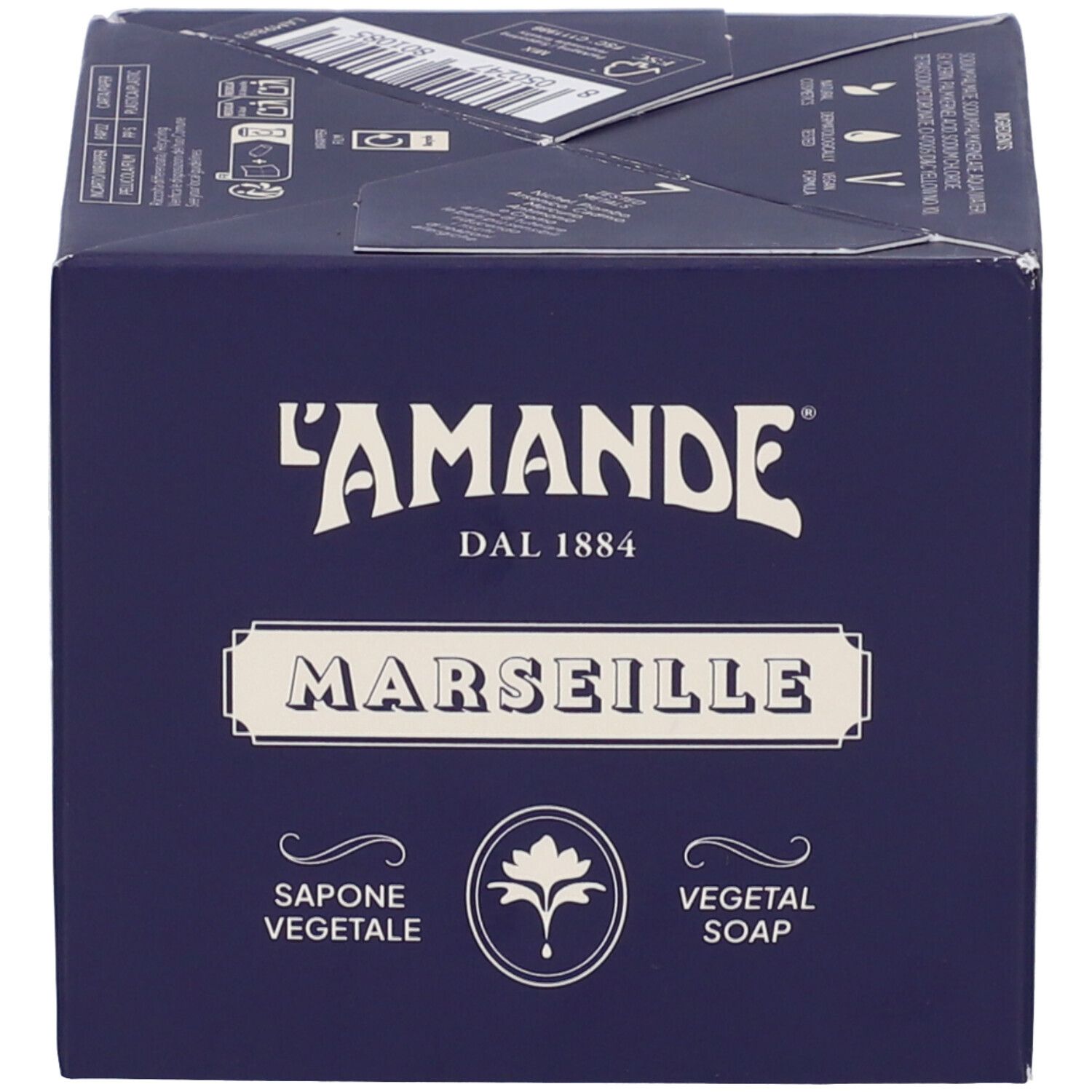 Dunkelblaue Verpackung für L'Amande Marseille Vegetal Soap mit Logo und Produktinformationen.