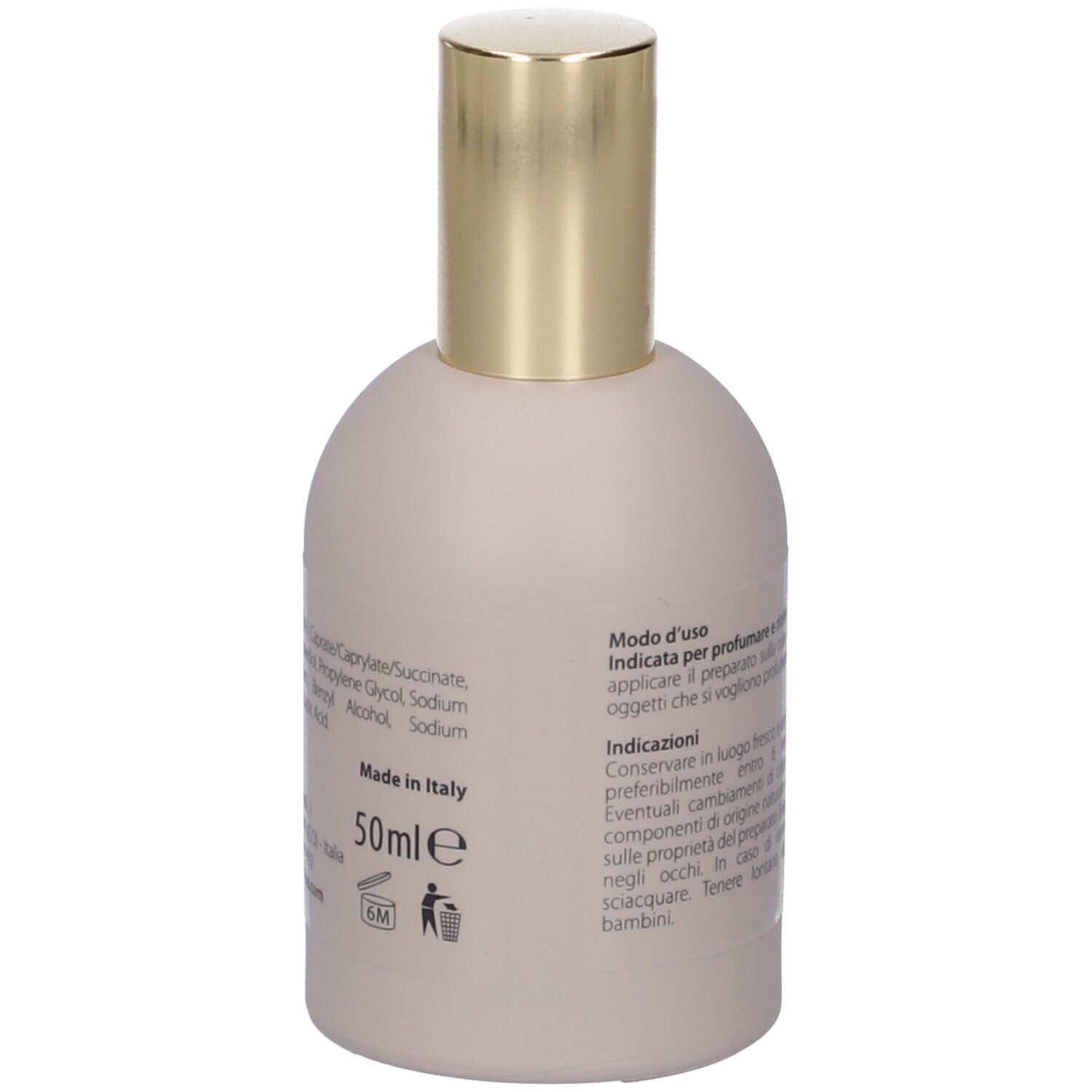 Una bottiglia color crema con tappo dorato. Contiene 50ml. Prodotto in Italia.