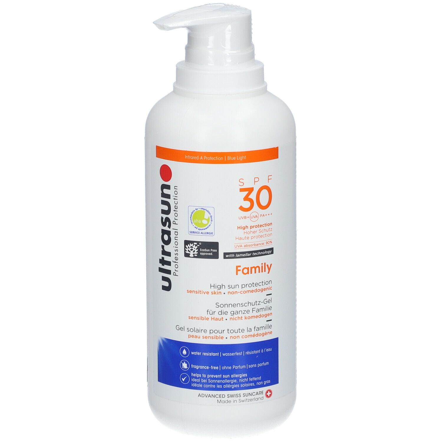 Flacon blanc avec pompe. Inscriptions : ultrasun, SPF 30, Family. Logos et texte multilingue.