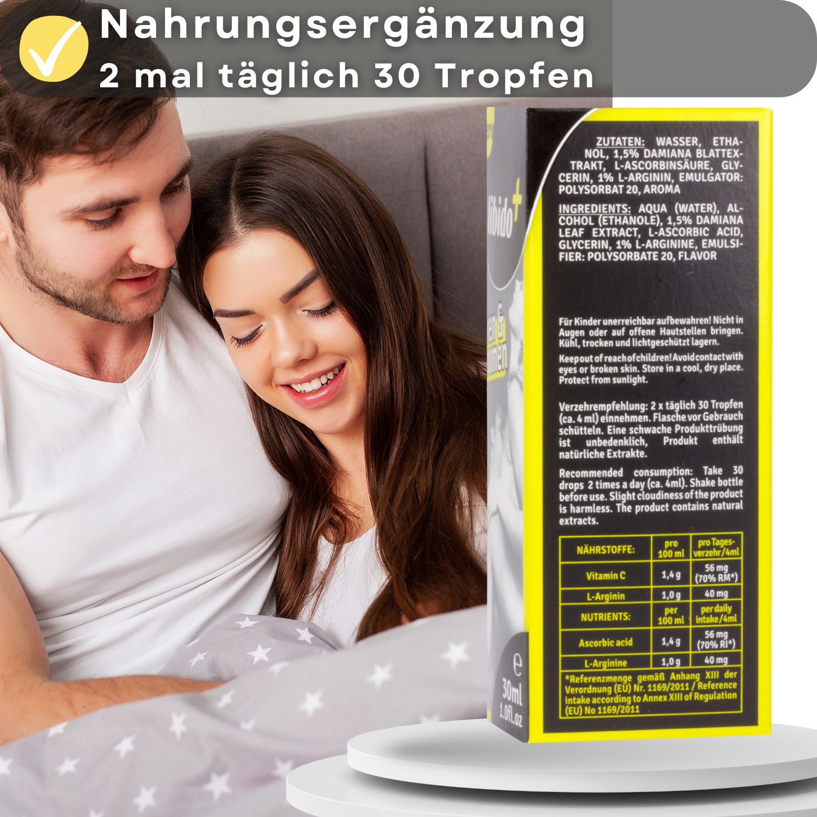 Paar im Bett, neben Libido+ Drops und Schachtel. Produktinformationen und Checklisten.