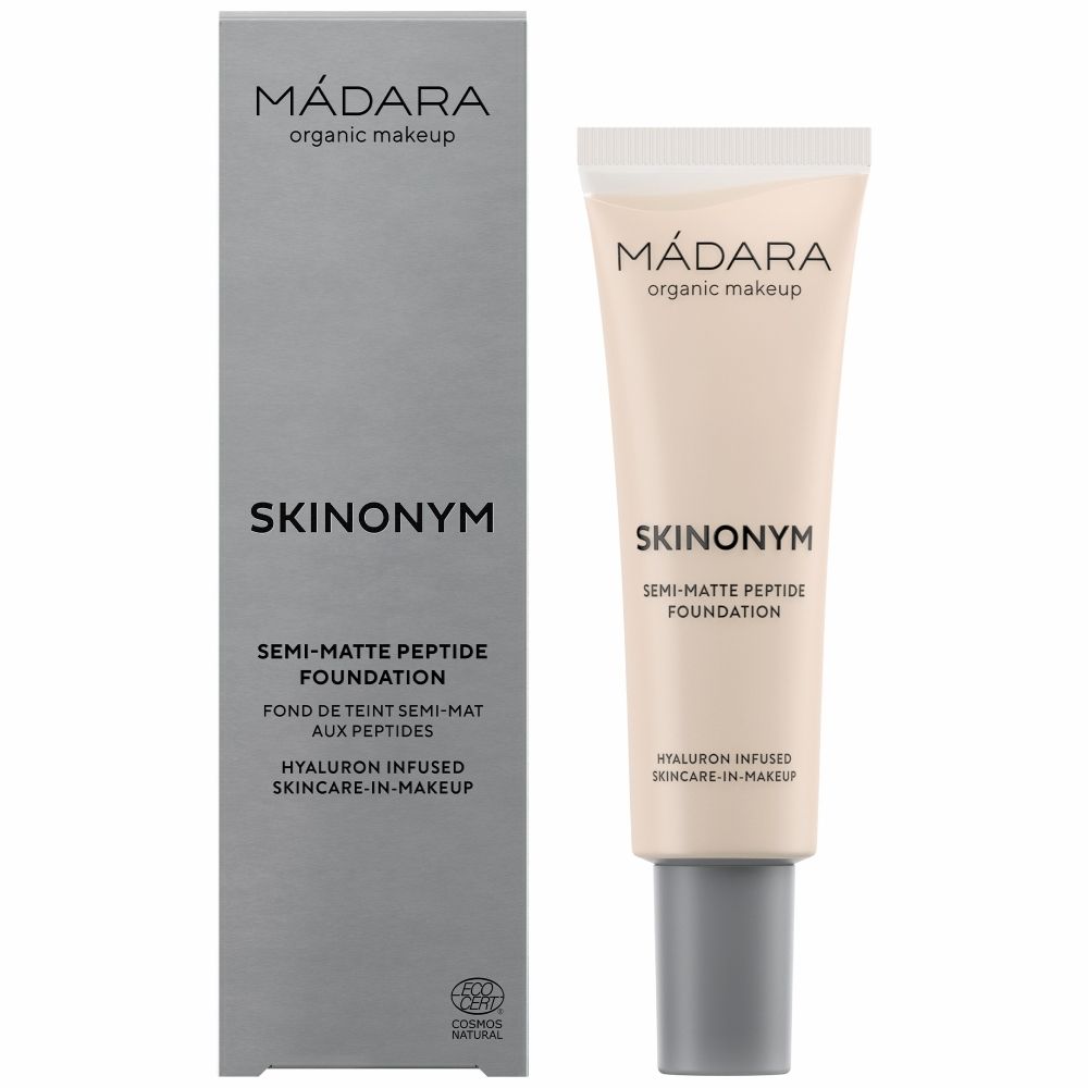 Verpackung und Tube Foundation. Aufschrift: MÁDARA, SKINONYM, Semi-Matte Peptide Foundation. Mit Hyaluron. Bio-Zertifizierung.