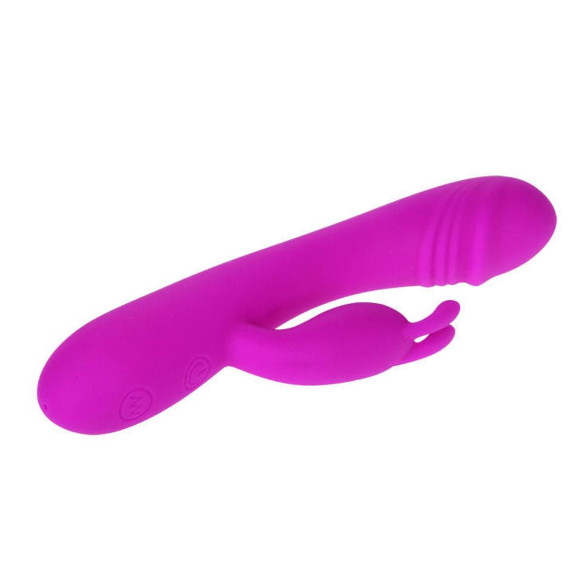 Lila Vibrator mit Kaninchenohren-Design. Auf weißem Hintergrund.