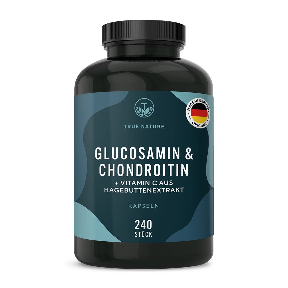 Dunkle Flasche mit Kapseln. Aufschrift: Glucosamin & Chondroitin, Vitamin C. 240 Stück. Logo und "Made in Germany"-Siegel.