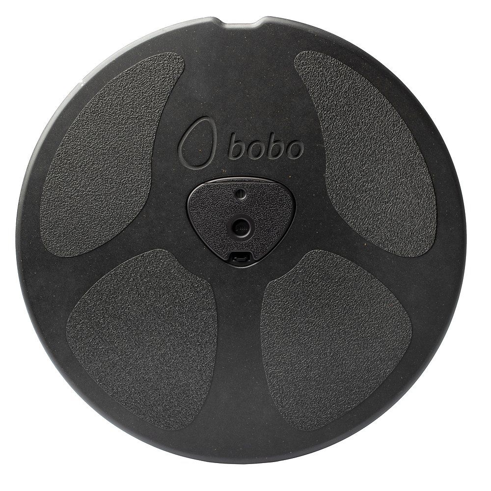 Schwarzes Balance-Board mit Logo und drei rutschfesten Flächen. Runde Form.