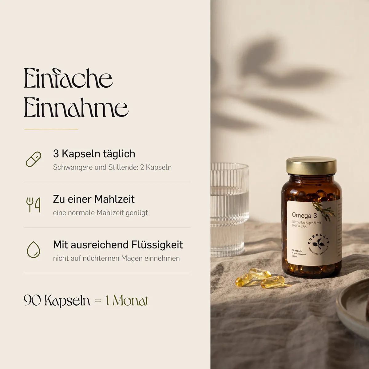 Anleitung zur Einnahme von Omega 3 Algenöl Kapseln, mit Glas Wasser und Flasche.