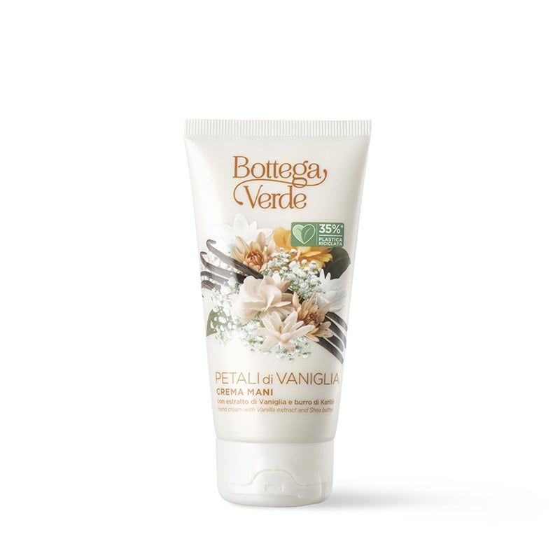 Tubo di crema mani Bottega Verde Petali di Vaniglia. Il tubo bianco presenta un'illustrazione di baccelli di vaniglia e fiori. Il marchio e il nome del prodotto sono ben visibili. La confezione presenta un adesivo verde con la scritta "35% plastica riciclata".