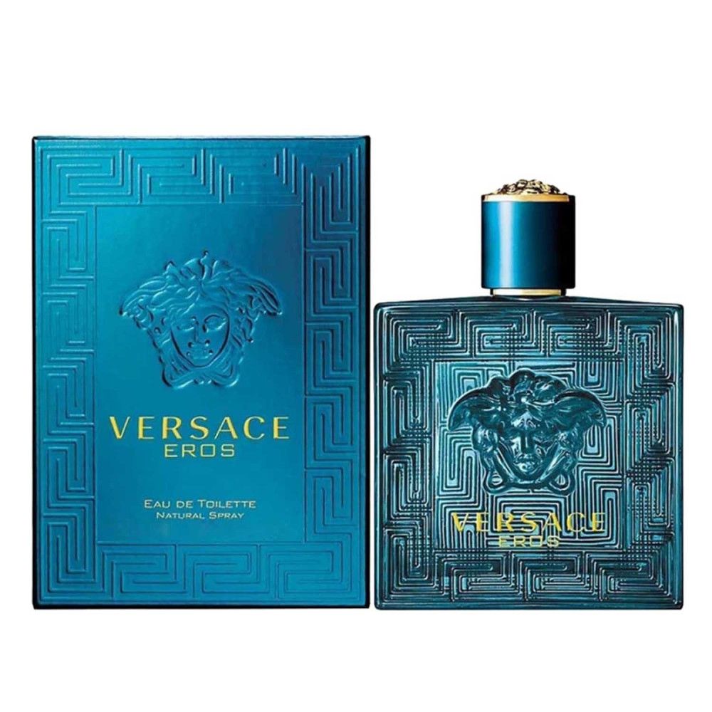 Türkisfarbener Flakon und Verpackung von Versace Eros. Flakon mit Medusa-Logo und geometrischem Muster. Verpackung mit Logo.