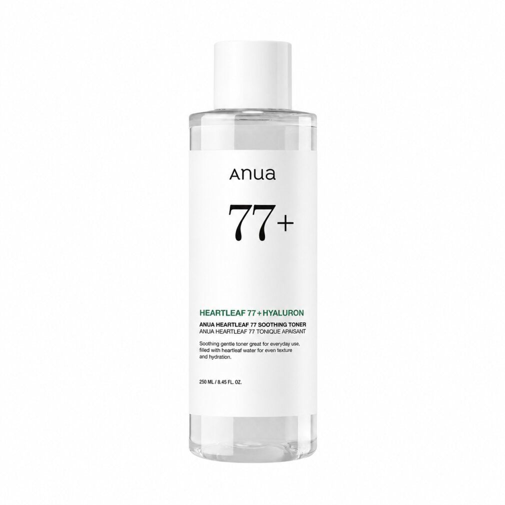 Anua Heartleaf 77% Soothing Toner Flasche mit Spritzern.