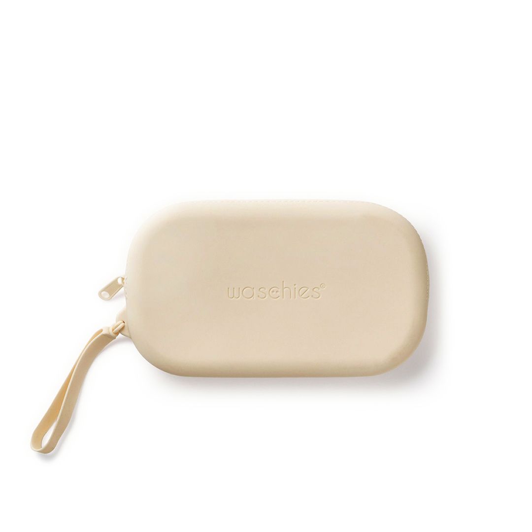 Beige Travel Bag mit Trageband. Waschies-Logo.