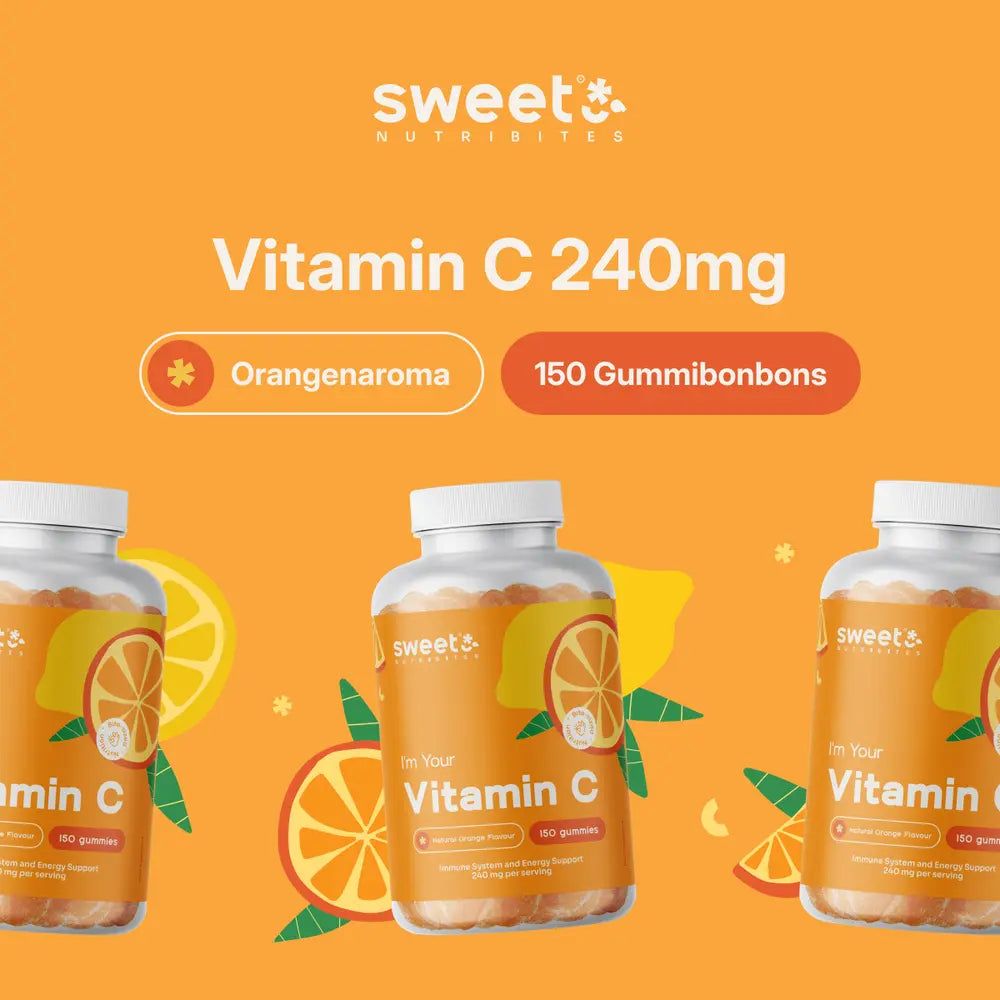 Drei Flaschen Vitamin C Gummies. Text: Vitamin C 240mg, Orangenaroma, 150 Gummibonbons. Orangen- und Zitronen-Illustrationen.